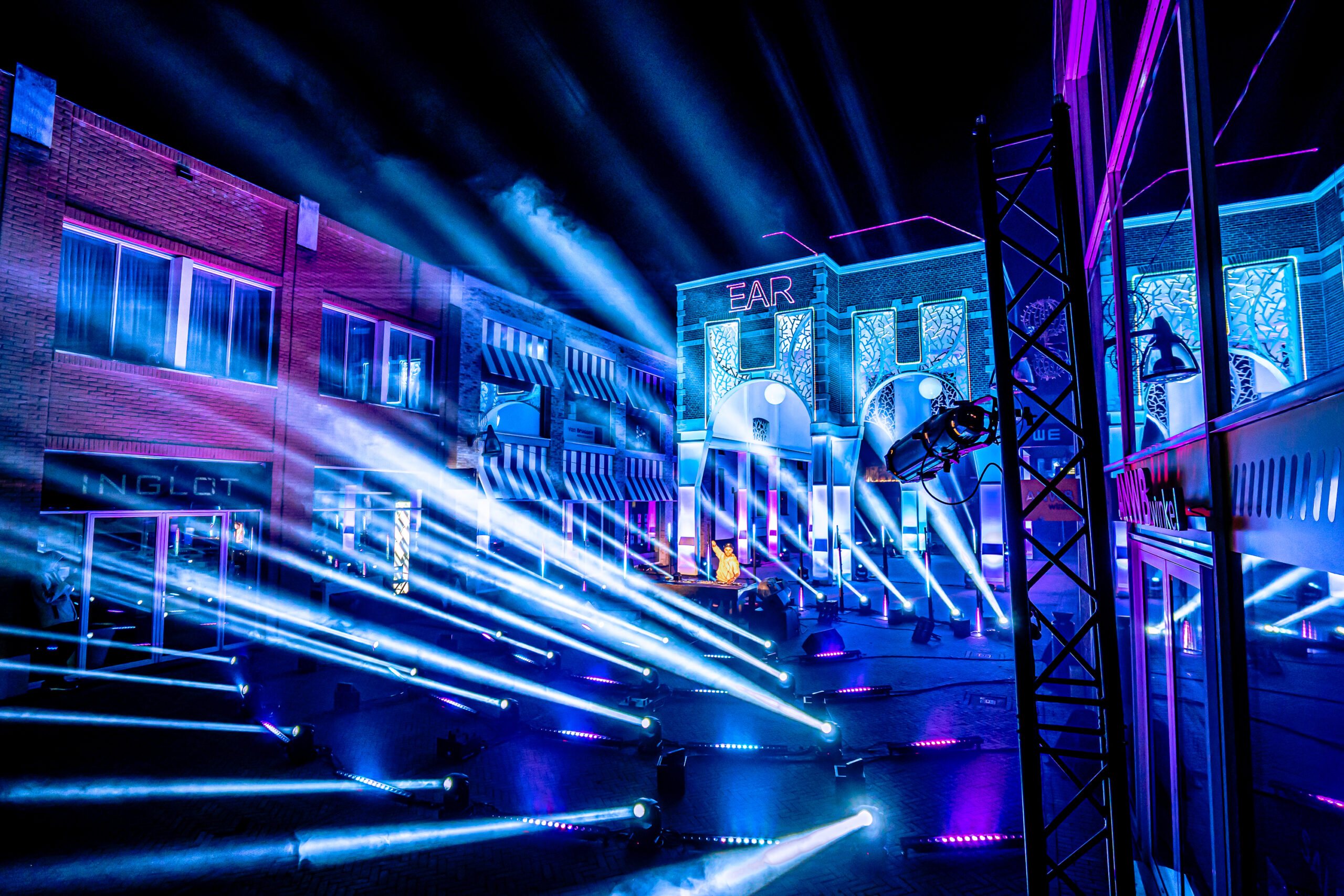 Afbeelding van Nicky Romero & Friends