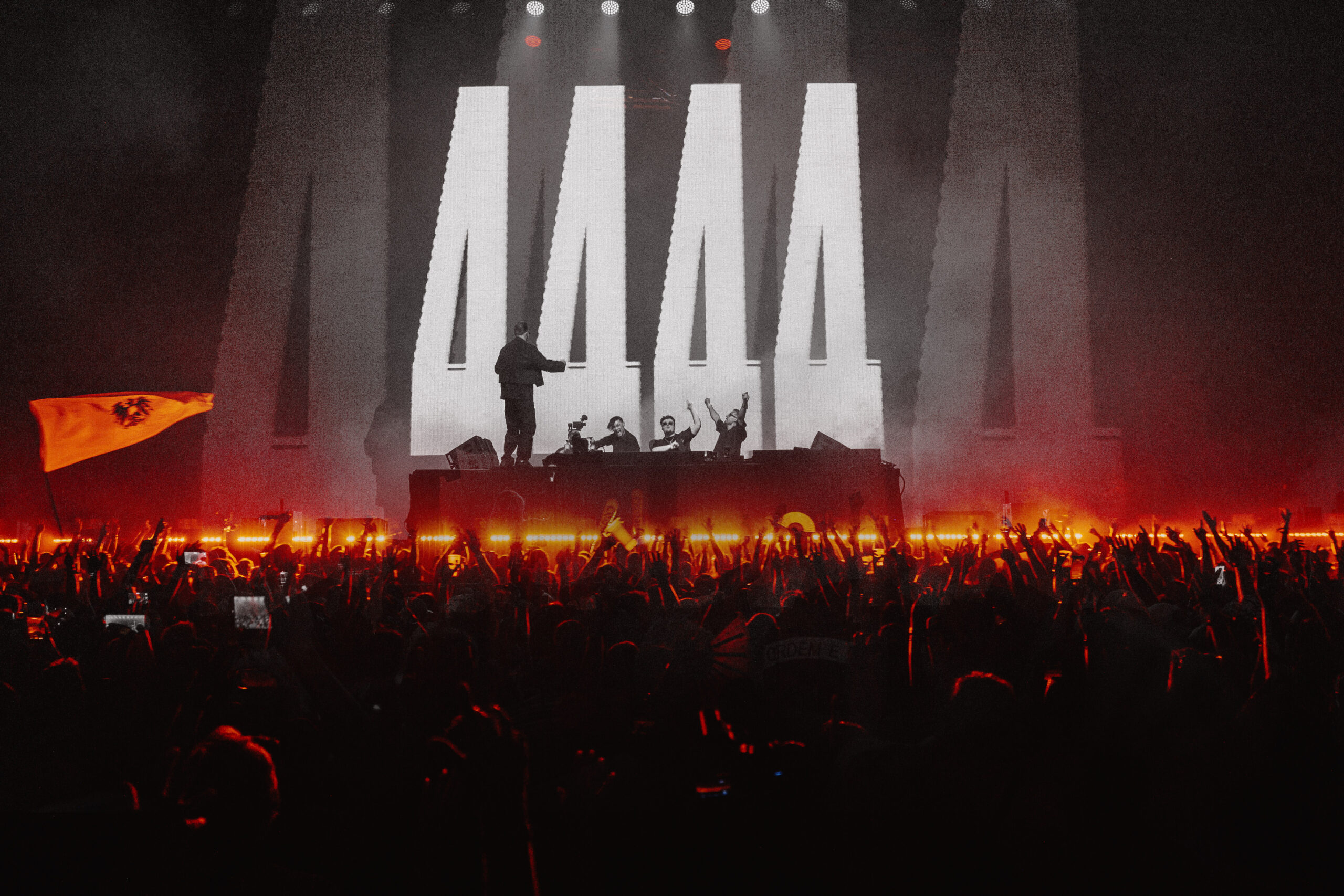 Afbeelding van 4444 Of a Kind – Tomorrowland